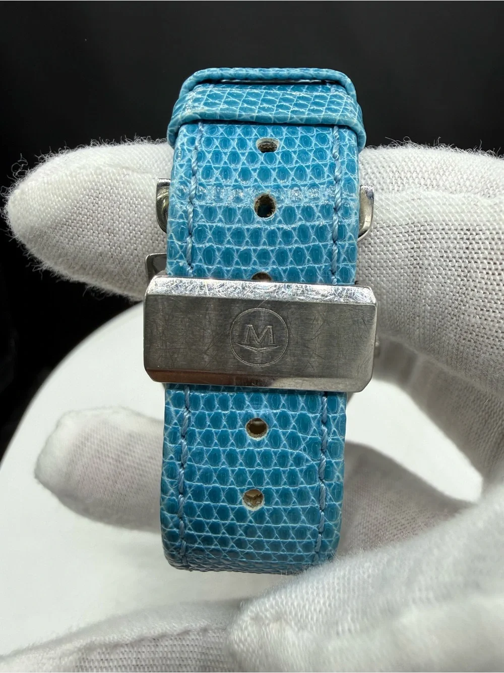 Movado SE Unisex Mother of Pearl Dial Factory Lizard Strap Watch